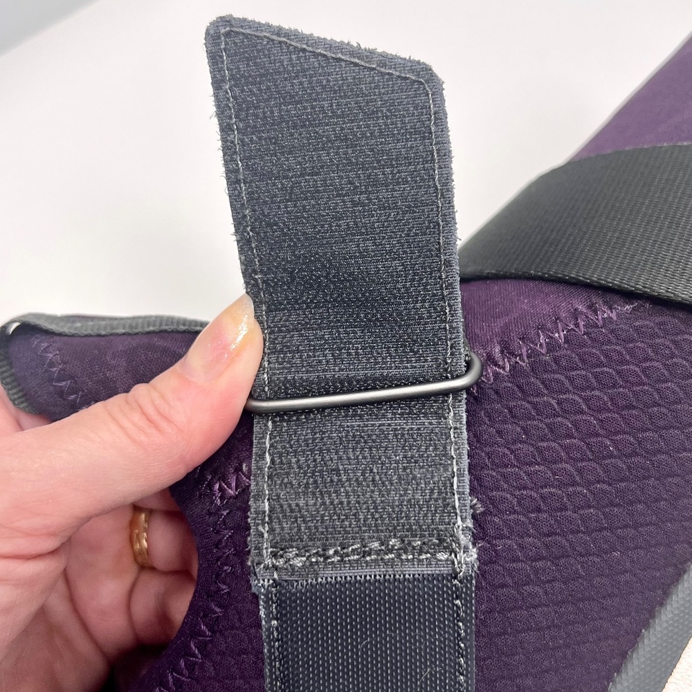 Sorel women's Kinetic Dark Plum Sneakers Size 9 - Picture 12 of 15